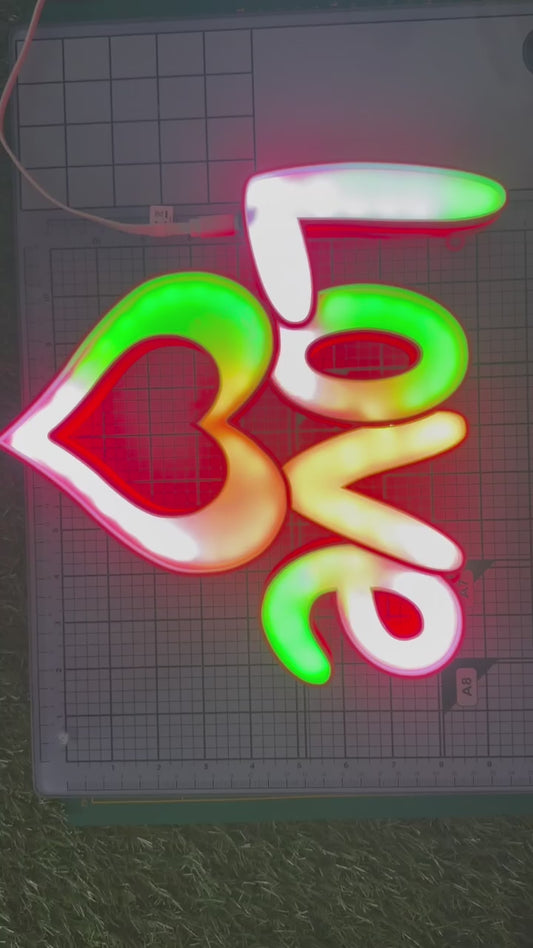 Enseigne Lumineuse LOVE & Cœur RGB — 27x25 cm | Contrôle Bluetooth BanlanX | Déco Romantique & Saint-Valentin | KS3D